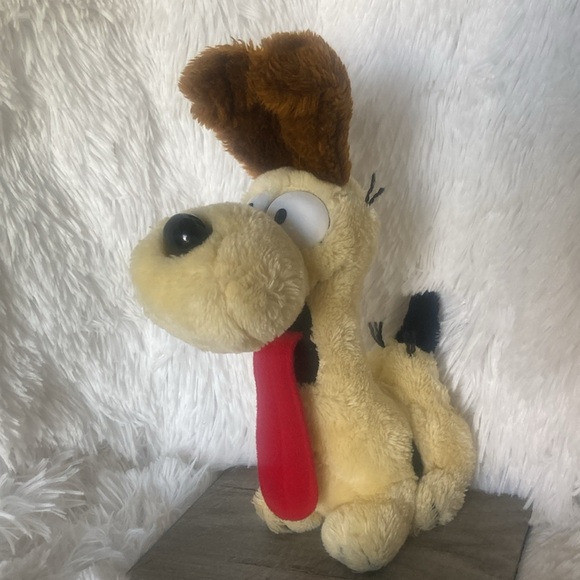 Vintage Garfield’s friend Odie Stuffed Animal - Picture 3 of 9